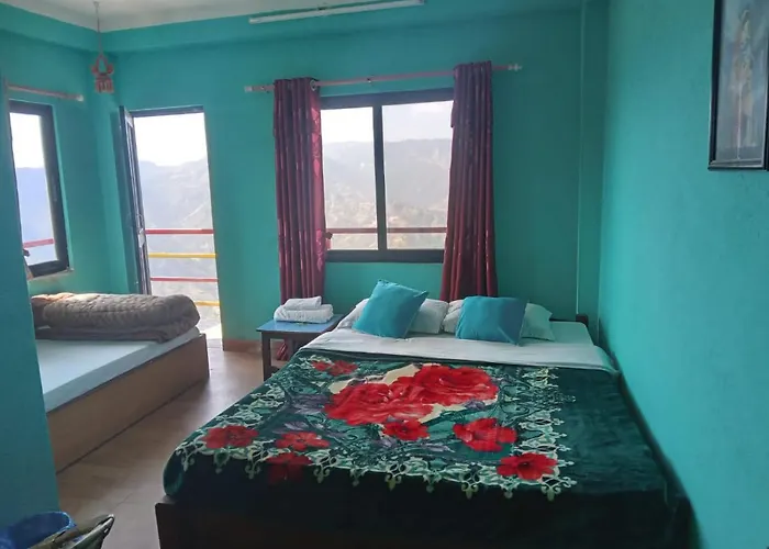 Tashidelek Guest Lodge & House