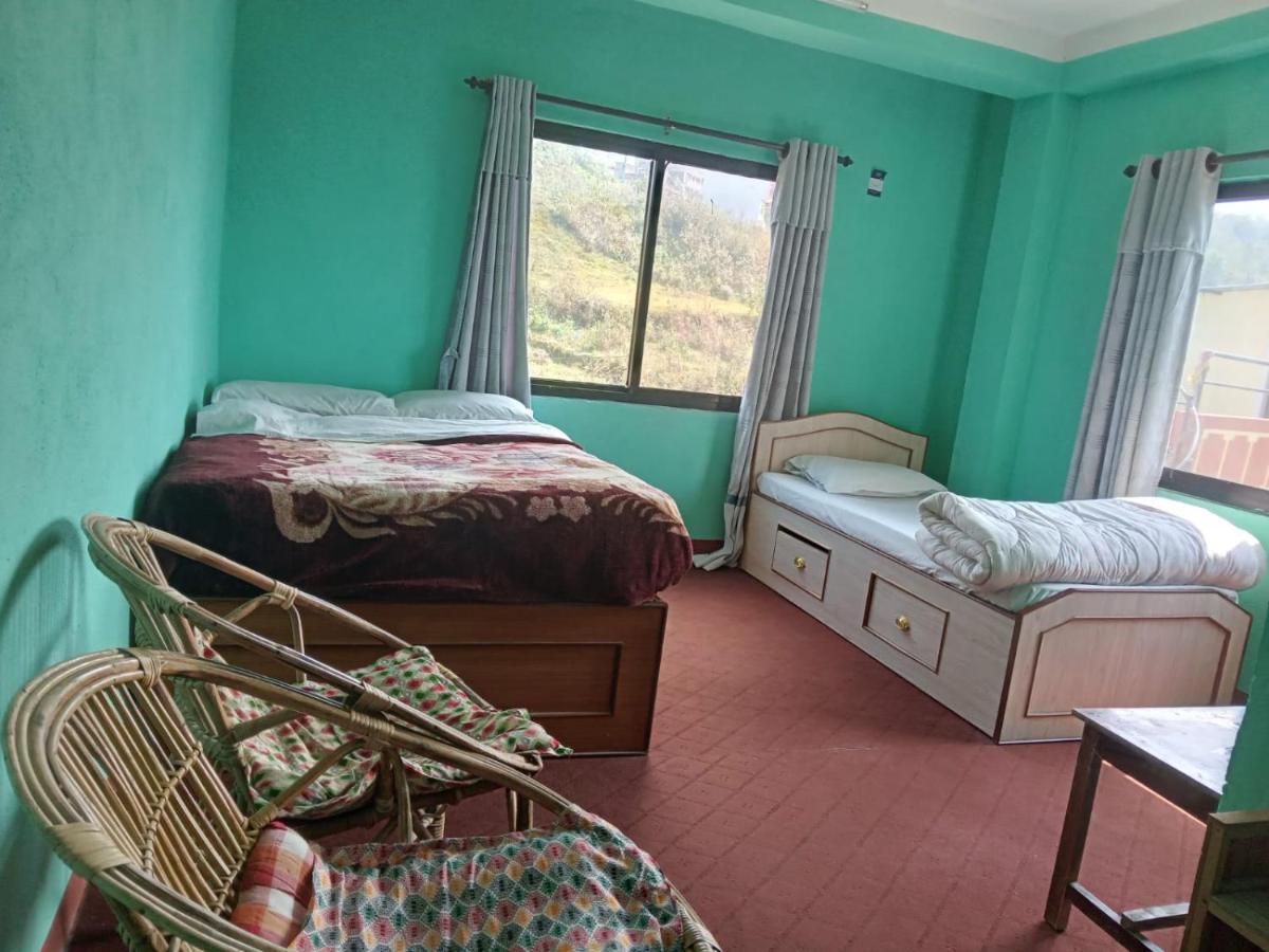 Tashidelek Guest & House